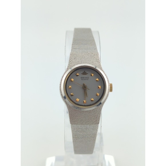 Seiko Accessories - Vintage Seiko 8Y21-0010 Silver Tone‎ Womens Quartz Watch - New Battery - Clean